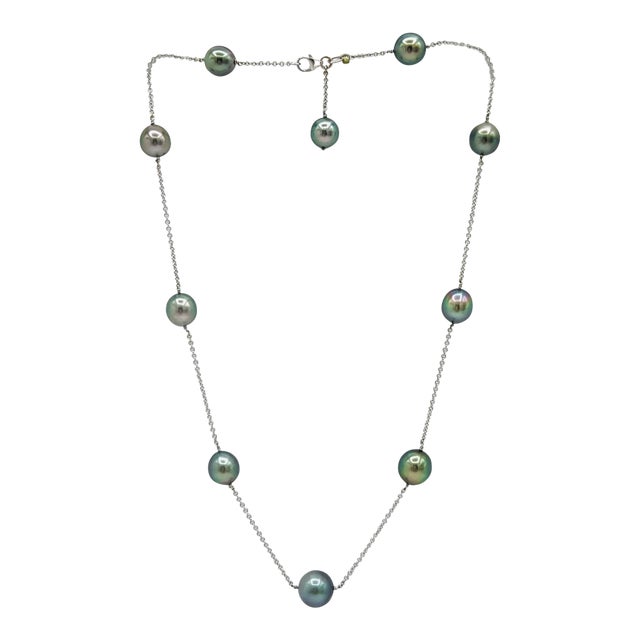 Tahitian Pearl Necklace in 18k White Gold For Sale