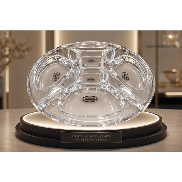 An elegant circular appetizer dish from Gottinghen, a historic Italian brand renowned for its excellence. The piece is...