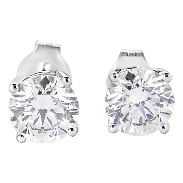 14K White Gold 1 3/4 Cttw Lab Grown Round Brilliant Diamond Solitaire Stud Earring (F-G Color, VS2-SI1 Clarity) For Sale