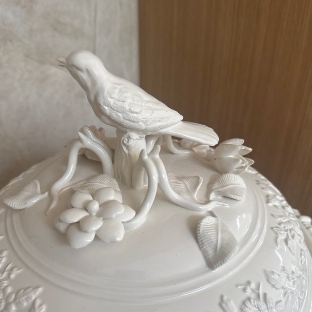 1990s 1990s Mottahedeh Soup Tureen For Sale - Image 5 of 5