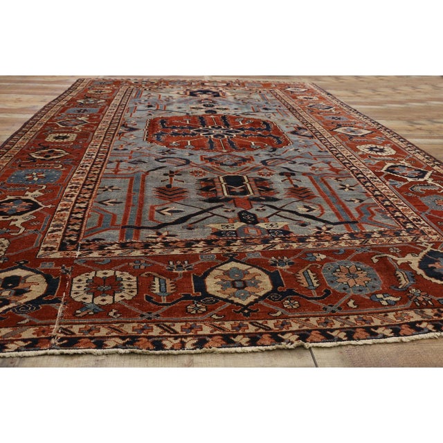 Late 19th Century Antique Persian Serapi Rug - 09'02 X 13'06 For Sale - Image 10 of 11