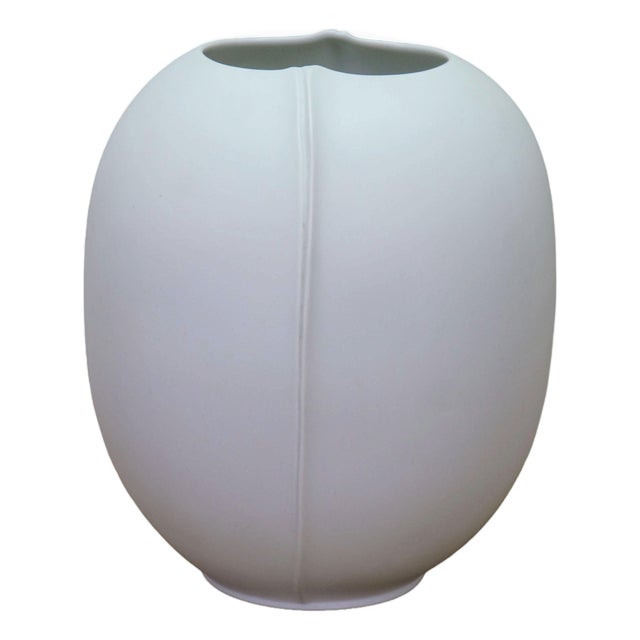 1980s German Hutschenreuther White Bisque Porcelain Bulbous Vase Urn 10" For Sale