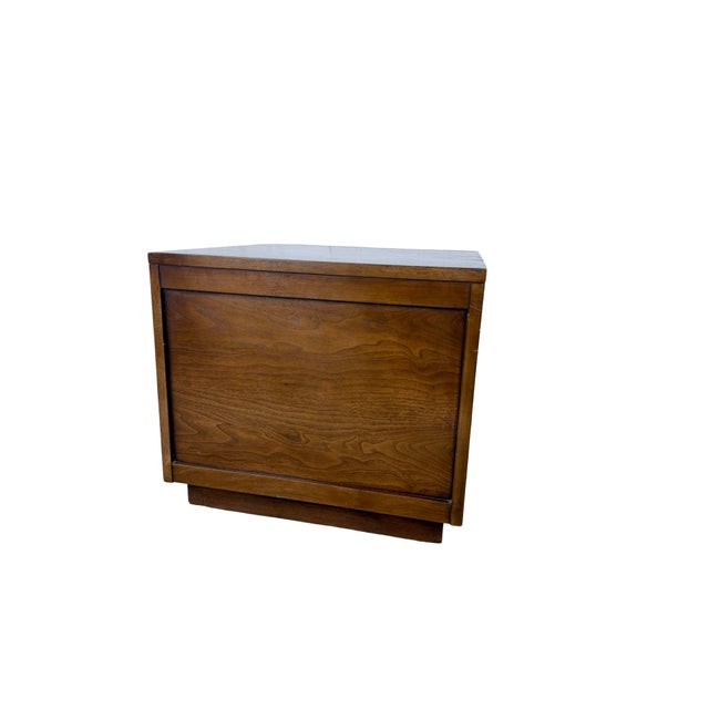 Broyhill Premier Emphasis Mid-Century Modern Walnut Cabinet End Table For Sale - Image 14 of 18