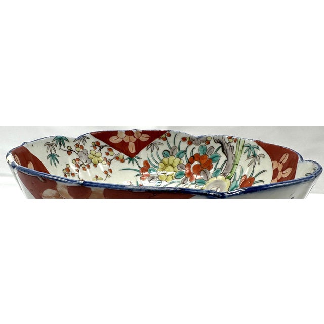 19th Century Antique 19th C. Japanese Imari Scalloped Porcelain Bowl - 10" For Sale - Image 5 of 16