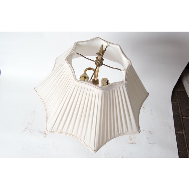 Chapman Manufacturing Company 1970s Brass Palm Lamp with Shade in the Manner of Chapman For Sale - Image 4 of 12