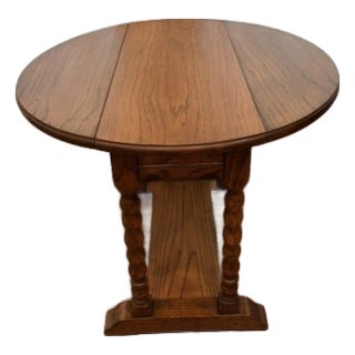 1960s Bishopsgate Collection by Drexel -- Round Lamp Table With Drop Leaves For Sale
