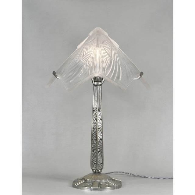 Hettier & Vincent A beautiful and rare French art deco lamp by the famous Paris based maison Hettier et Vincent (the...
