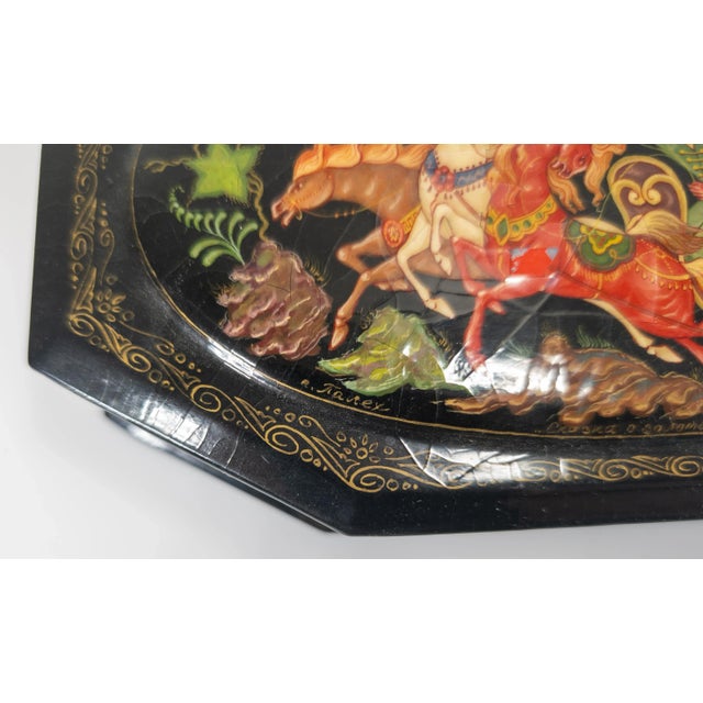 20th Century Russian Palekh School Lacquer Painted Box For Sale - Image 4 of 12