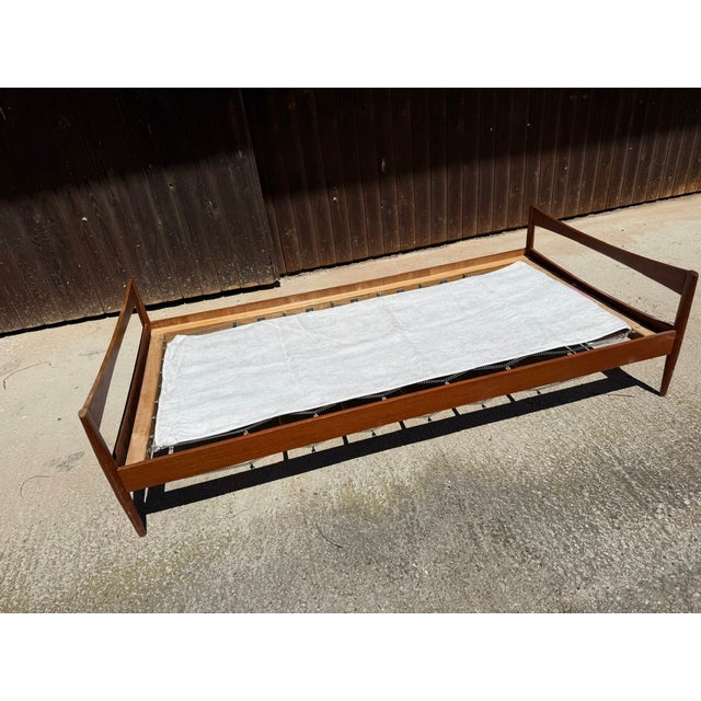 Mid-Century Modern Scandinavian Model Dagmar Teak Bed, 1960 For Sale - Image 11 of 18