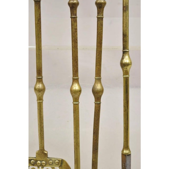 Antique English Federal Sheraton Brass Urn Finial Fireplace Tool Set- 3 Pieces For Sale In Philadelphia - Image 6 of 11