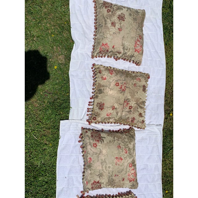 1960s Vintage Floral Classical Pillows- Set of 5 For Sale - Image 5 of 13