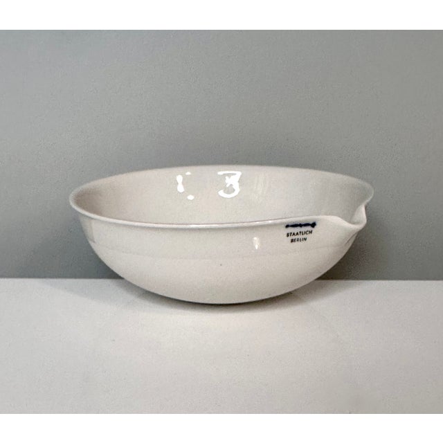 Porcelain LAB Bowls with Spout from KPM Berlin, Germany, 1920s, Set of 3 For Sale - Image 13 of 17