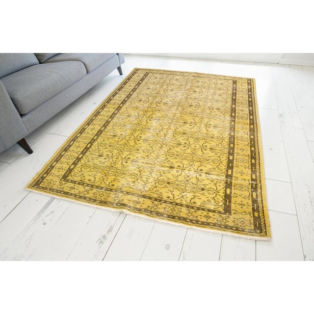 Mid 20th Century Oushak Faded Yellow Rug For Sale - Image 10 of 10
