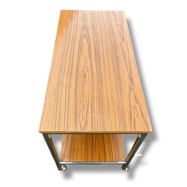 Mid-Century Drinks Trolley in Walnut & Chrome For Sale - Image 5 of 13