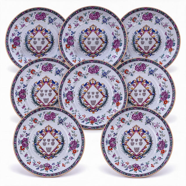Tiffany and Co. Set of 8 English Victorian Style Plates by Copeland Spode for Tiffany & Co. For Sale - Image 4 of 4