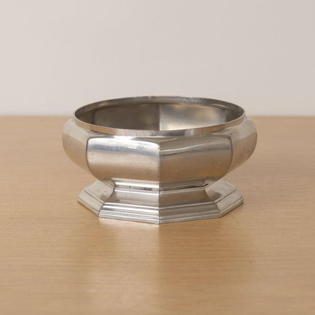 Art Deco 1930s French Art Deco Pewter Octagon Dish For Sale - Image 3 of 10