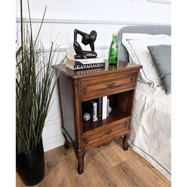 Very elegant and refined Italian 1950s Mid-Century Modern pair of night stands bed side tables in beautiful wooden...