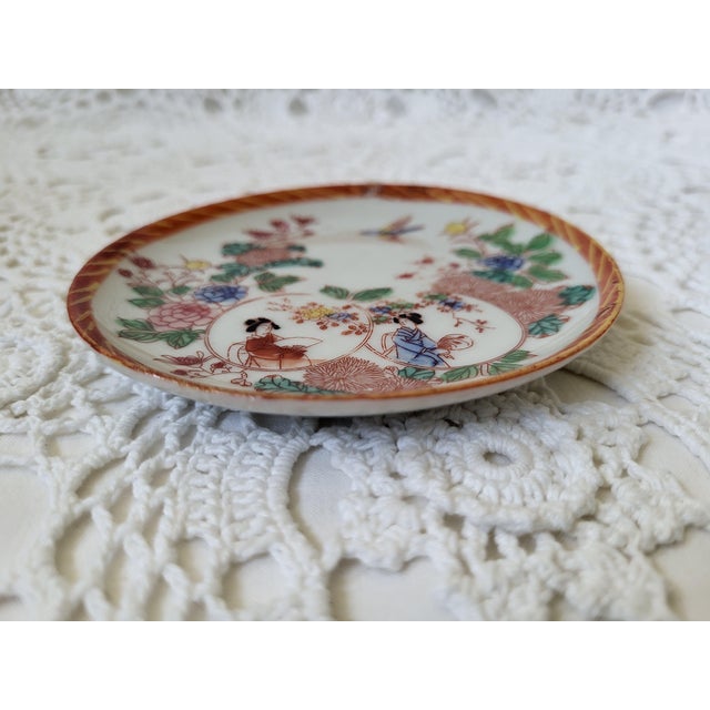 Pair of Mid-Century Geisha Girl Dishes For Sale - Image 4 of 7