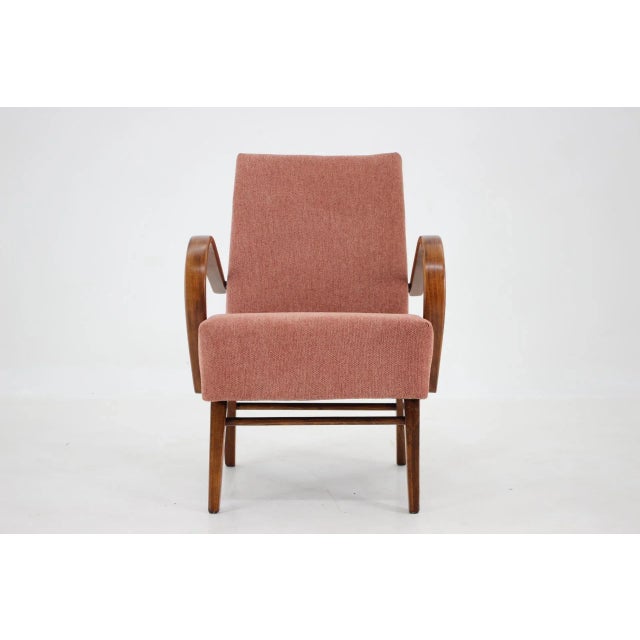 1960s Beech Armchair by Jaroslav Smidek for Ton, Czechoslovakia, 1960s For Sale - Image 5 of 9