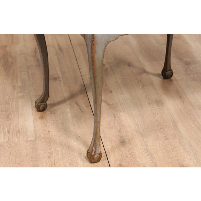 Rococo 1750s Swedish Rococo Gray Painted Tea Table with Tray Top and Ball and Claw Feet For Sale - Image 3 of 12