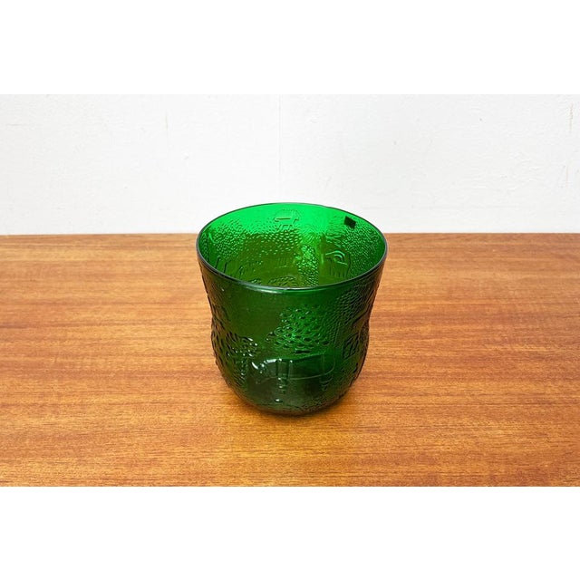 Mid-Century Modern Mid-Century Fauna Decor Glass Vase by Oiva Toikka for Arabia, Finland, 1960s For Sale - Image 3 of 14