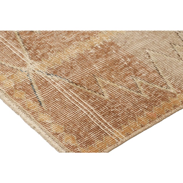 Vintage Zeki Müren Rug in Beige-Brown With Geometric Patterns, From Rug & Kilim For Sale In New York - Image 6 of 7