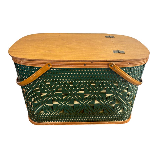 Mid 20th Century Hawkeye Green and Tan Woven Picnic Hamper by Burlington Basket Co. For Sale