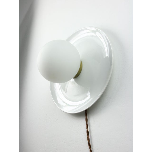 Vintage Wall Lamp in White Ceramic For Sale - Image 5 of 15