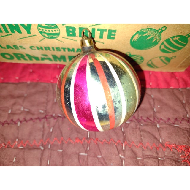 Shiny Brite and Other Ornaments in Shiny Brite Box For Sale - Image 11 of 18