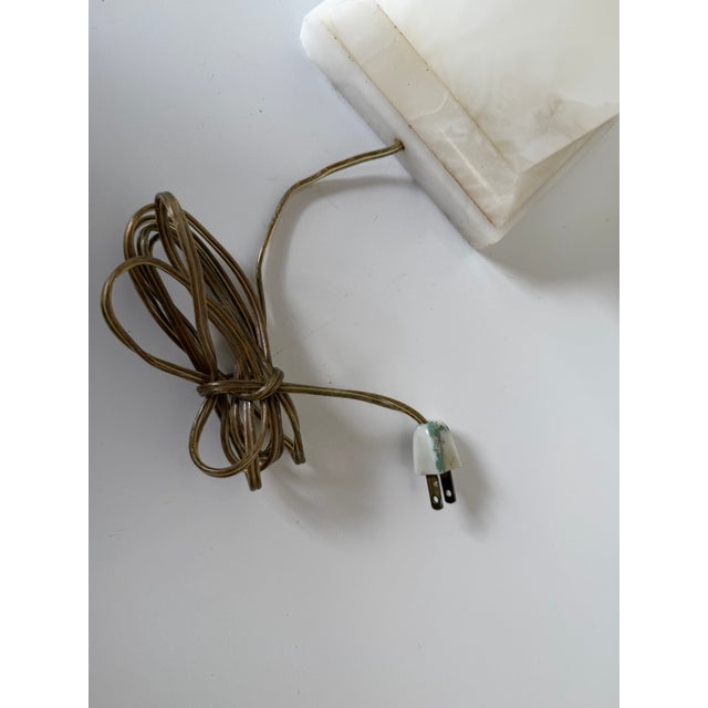 1960’s Italian Hollywood Regency Carved Alabaster Marble Column Table Lamp For Sale - Image 12 of 12