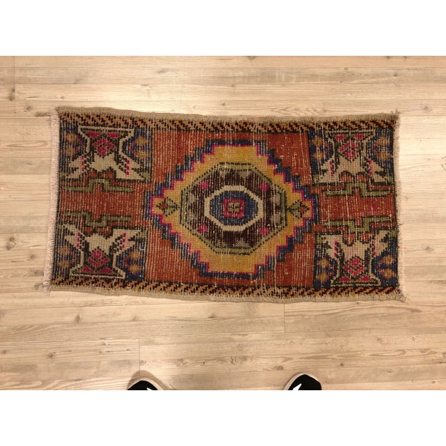 1960s Vintage Turkish Small Rug - 1′7″ × 2′11″ For Sale - Image 6 of 6