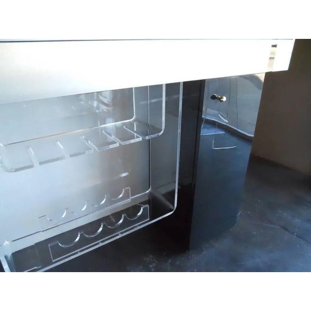 Modernist Lucite Bar Set of 3 in the Style of Charles Hollis Jones. u.s.a. 1960's For Sale In Los Angeles - Image 6 of 9