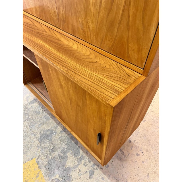 Type 605 Cabinet with Hairpin Legs by Herbert Eilenberg for Hellerau For Sale - Image 5 of 11