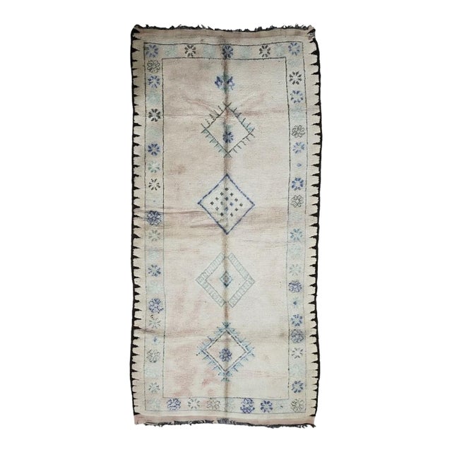Vintage Ivory Moroccan Rug - 11.3 X 5 Ft For Sale