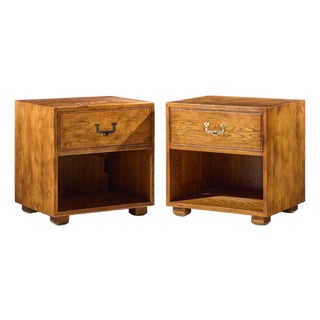 Henredon Campaign Mid Century Oak and Brass Nightstands - Pair For Sale