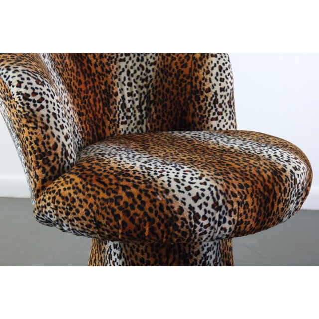 1970s Mid Century Modern Leopard Print Tulip Chair and Ottoman Set - 2 Pieces For Sale In Orlando - Image 6 of 7