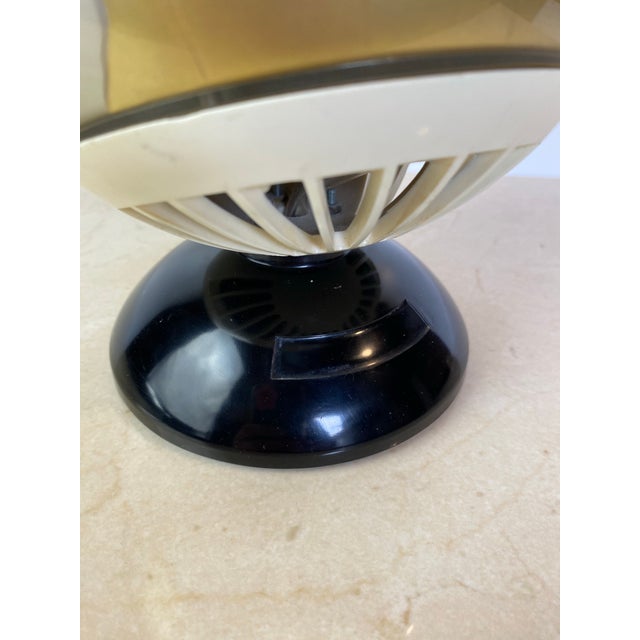 Gold Vintage Vista NTR-6g Globe Transistor Six Radio, Japan, Mid-Century For Sale - Image 8 of 12