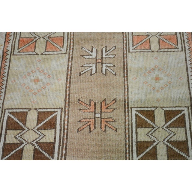 Turkish Vintage Turkish Anatolian Knotted Wool Rug, 2'4''x8'9'' For Sale - Image 3 of 5