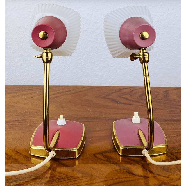 1960s Mid-Century Modern Bedside Lamps in Frosted Glass and Brass, 1960s, Set of 2 For Sale - Image 5 of 9