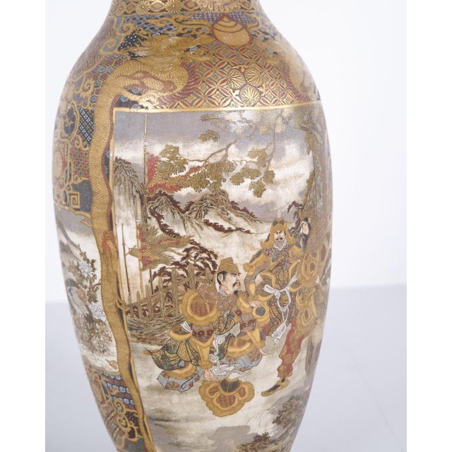 Meiji Japanese Satsuma Vases in Hand-Painted Porcelain, 1890s, Set of 2 For Sale - Image 3 of 16