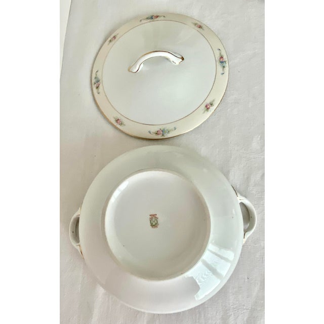 Vintage Noritake Nippon "The Sedan" Hand-Painted Round Covered Vegetable Nippon Hand Painted M Wreath For Sale - Image 9 of 17