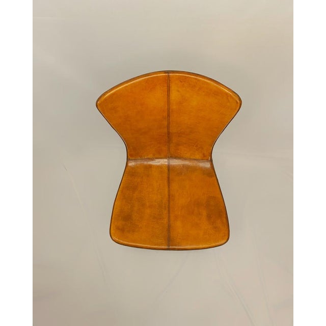 Saddle Leather and Oak Shell Chair attributed to Michael W. Dreeben for Mater, 2010s For Sale - Image 4 of 7