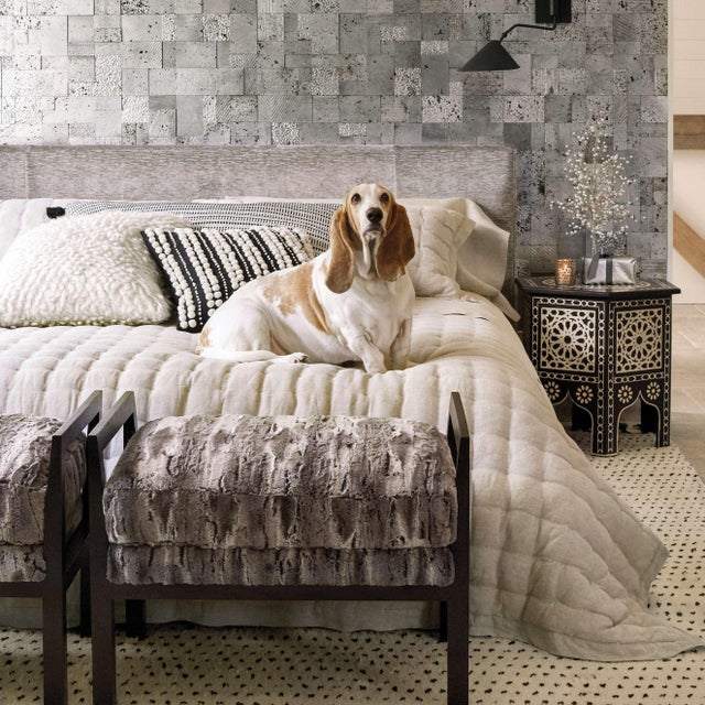 Contemporary Pine Cone Hill by Annie Selke Lush Linen Natural Puff, Twin For Sale - Image 3 of 6