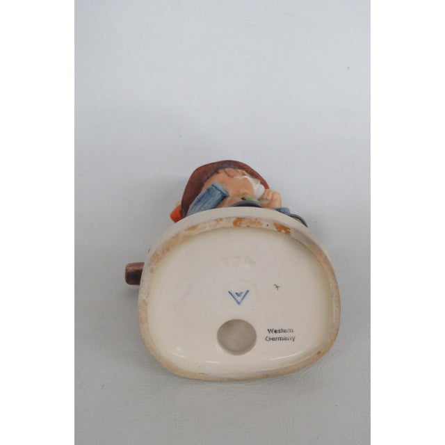 Hummel Goebel She Loves Me She Loves Me Not Mold No 174 Ceramic Figurine 5180b For Sale - Image 9 of 14