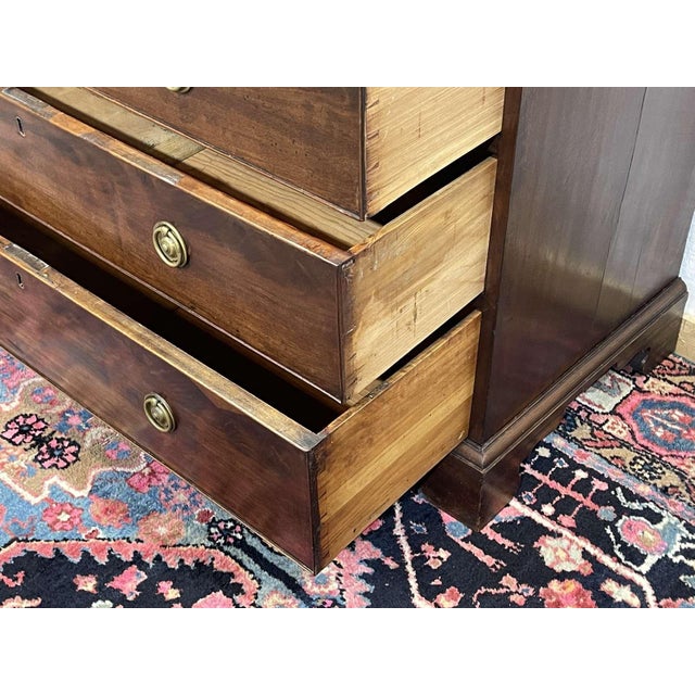 Antique English Mahogany Chest of Drawers, 1800s For Sale - Image 11 of 18