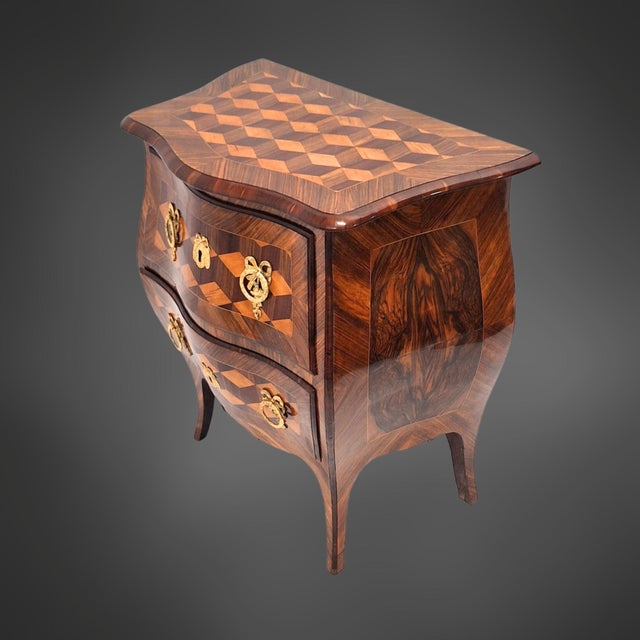 Small 18th Century Baroque Chest of Drawers, Cube Marquetry For Sale - Image 5 of 18