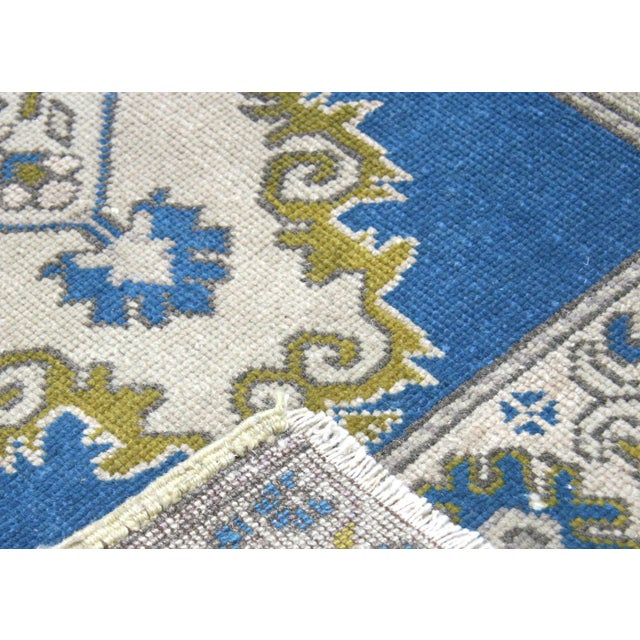 Traditional 1960s Turkish Oushak Yastic For Sale - Image 3 of 3