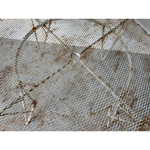 1960’s Mid-Century Modern Round Mesh Top Outdoor Dining Table by John Salterini, Attributed For Sale - Image 9 of 12