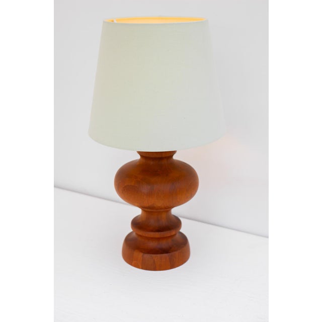 Mid-Century Modern Scandinavian Oak Table Lamp from Möllers For Sale - Image 9 of 15