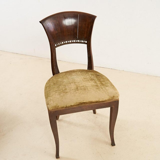 Walnut Chair, 19th Century For Sale - Image 3 of 7